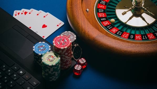 Exploring the World of Online Gambling: Trends and Insights for 2024