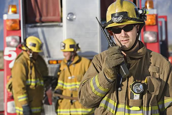 Enhancing Site Protection with Trained Fire Watch Service Personnel